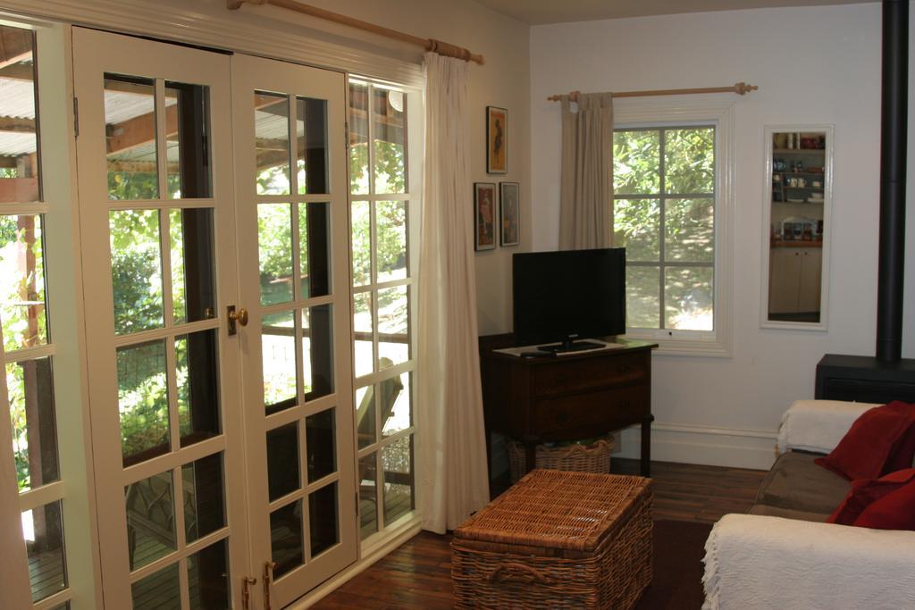 Stone'S Throw Cottage Bed And Breakfast Stadtteil Stadtteil Belgrave Zimmer foto